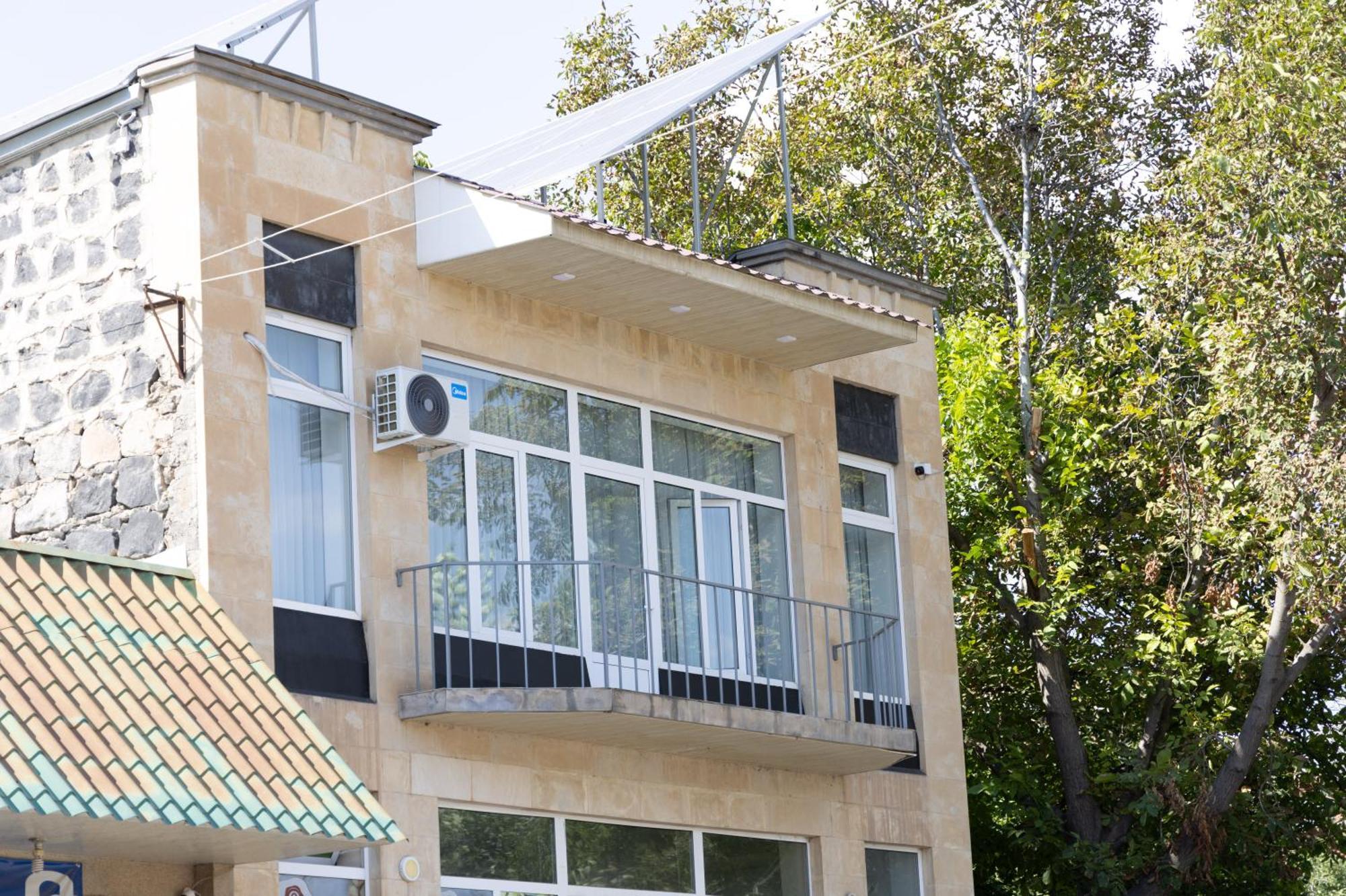 Gladzor Hotel Exterior photo
